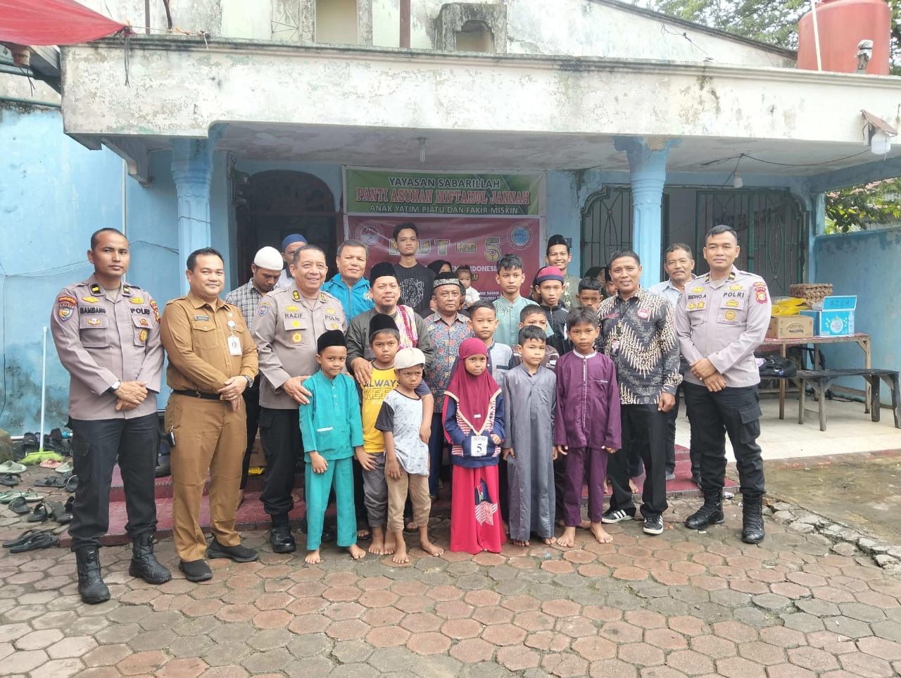 Kabid PIKP, Erwan Candra menghadiri HUT Ke-5 Forum Pers Independent Indonesia (FPII) Setwil Riau, Senin (23/12/2024).