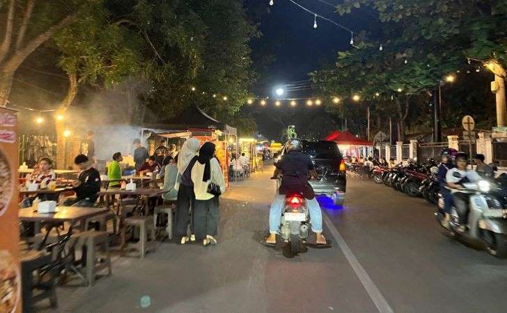 Kawasan Kuliner Jalan Cut Nyak Dien Pekanbaru
