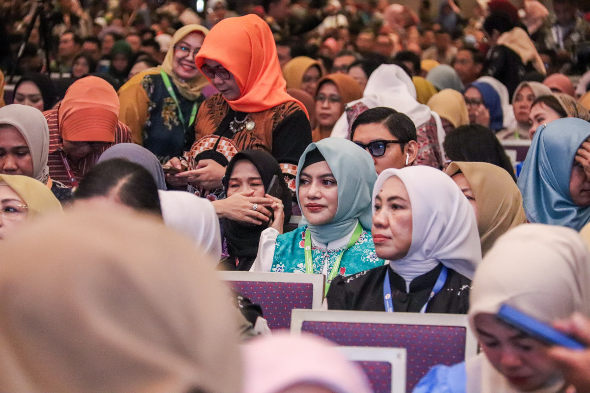 Pj Ketua TP PKK Kota Pekanbaru, Aemi Octawulandari Risnandar menghadiri Rapat Koordinasi Nasional (Rakornas) Posyandu Tahun 2024