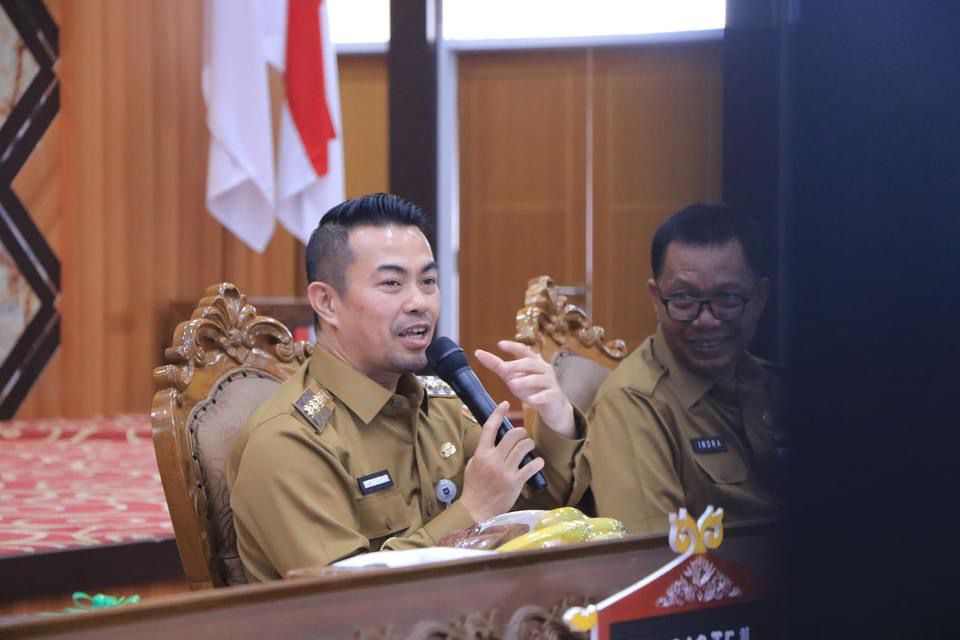 Pj Wali Kota Pekanbaru Risnandar Mahiwa