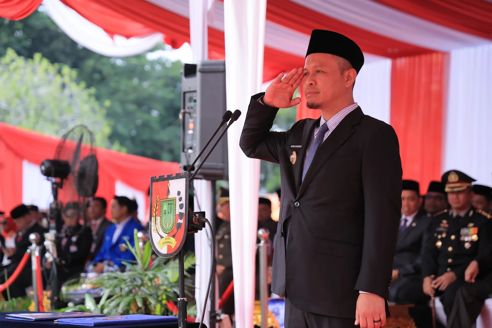 Wali Kota Pekanbaru Agung Nugroho  memimpin upacara peringatan Sumpah Pemuda