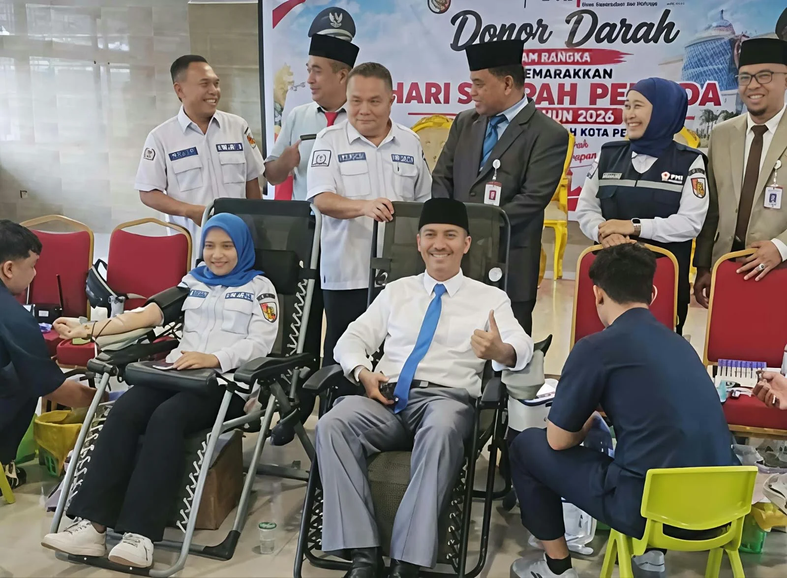 Suasana kegiatan Donor Darah dalam rangka memeriahkan Hari Sumpah Pemuda Tahun 2026 yang digelar di lingkungan Pemerintah Kota Pekanbaru